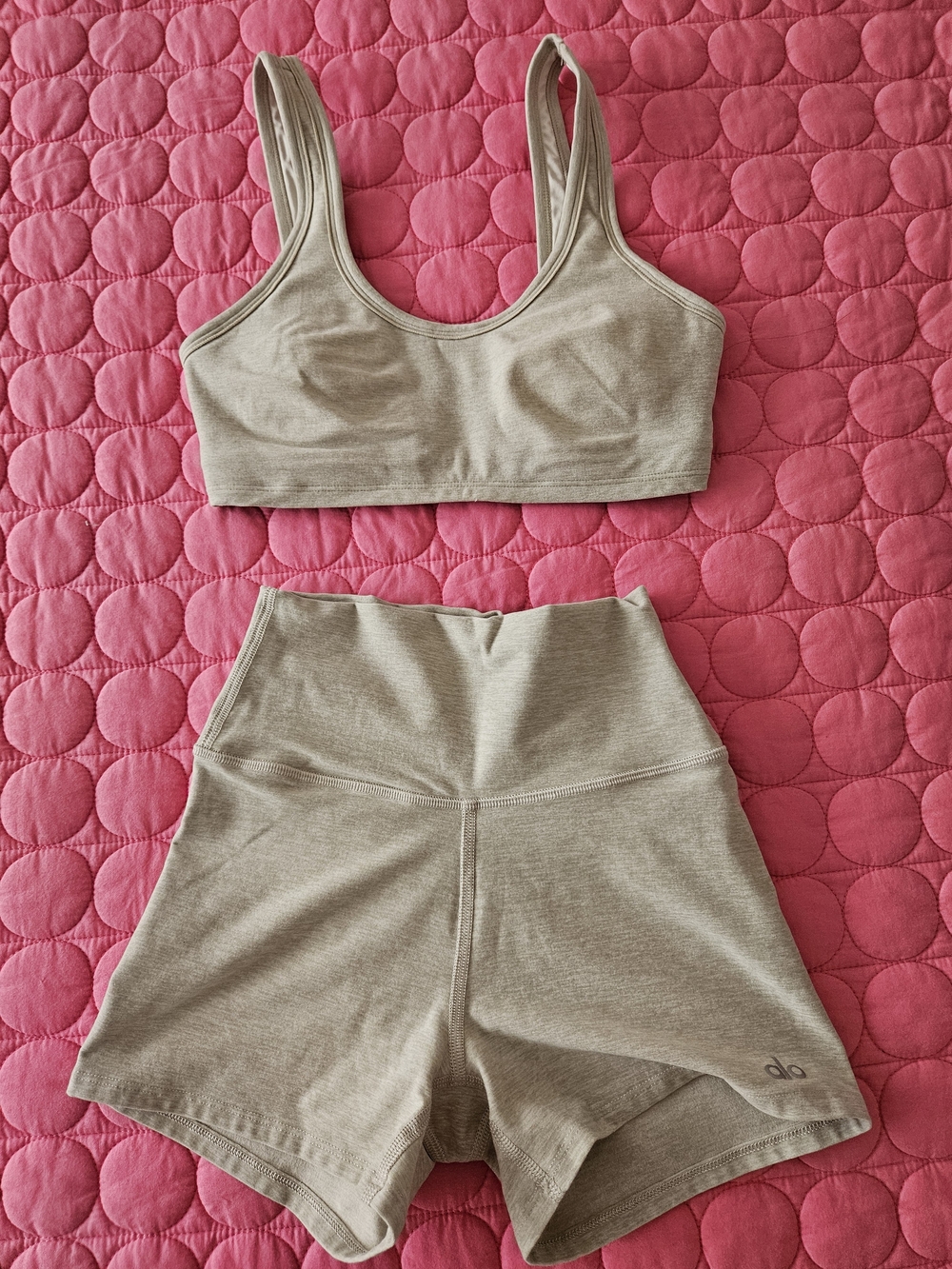 ALO Yoga Alosoft Oatmeal Heather Set Center Stage Bra High Waist Carefree Shorts